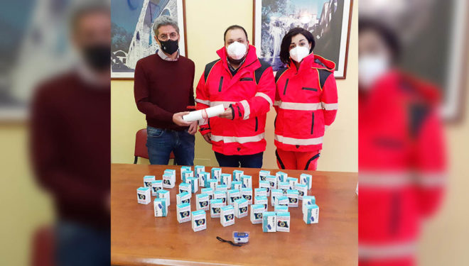 ISOLA DEL LIRI – La “San Paolo della Croce” dona 50 saturimetri al Comune