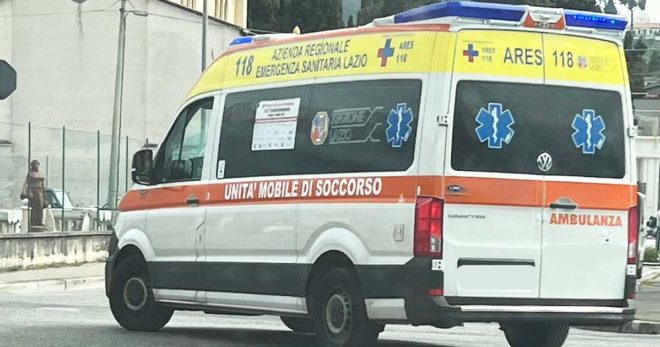 Donne investite da auto fuori controllo: una è grave. Elitrasportata al S. Camillo-Forlanini