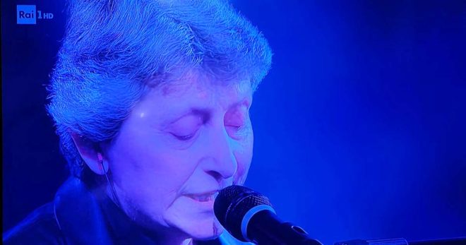 The Voice Senior: nuova magistrale interpretazione di Maria Teresa Reale. Applausi a scena aperta