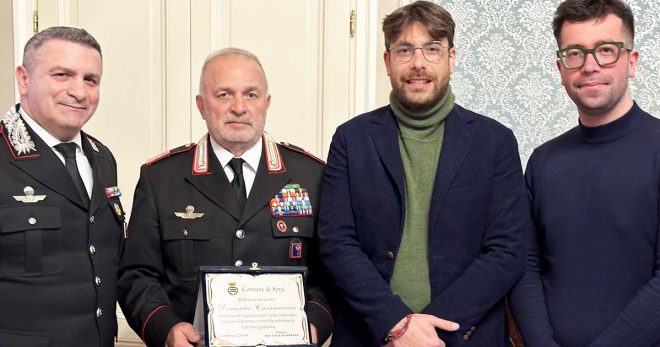 Sora saluta il Comandante della Stazione Carabinieri