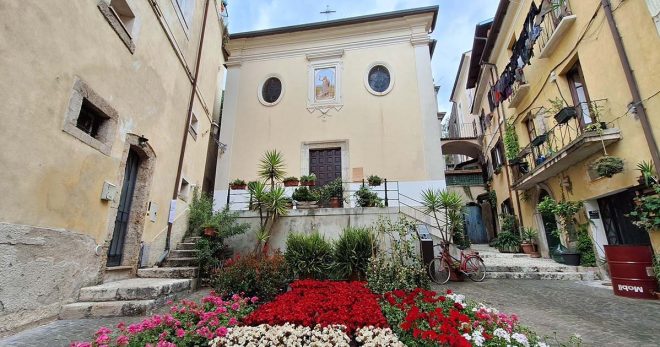 Sora: “Balconi e Vicoli in fiore 2024”, Cancéglie diventa un trionfo di fiori e colori