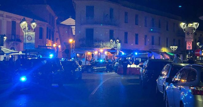 Isola del Liri: Carabinieri, ambulanza e auto medica in pieno centro