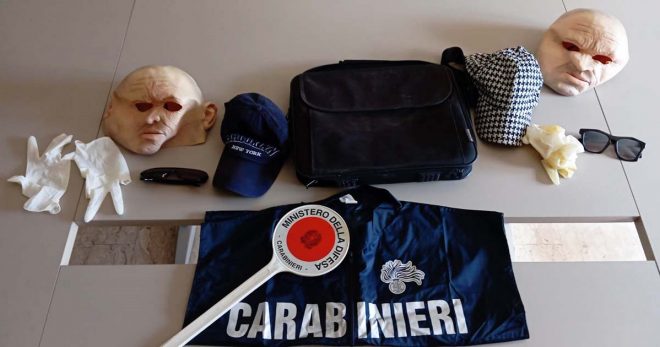 Isola del Liri: tentata rapina in banca, i Carabinieri bloccano due persone