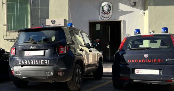 Sora, carabiniere fuori servizio salva donna da un incendio