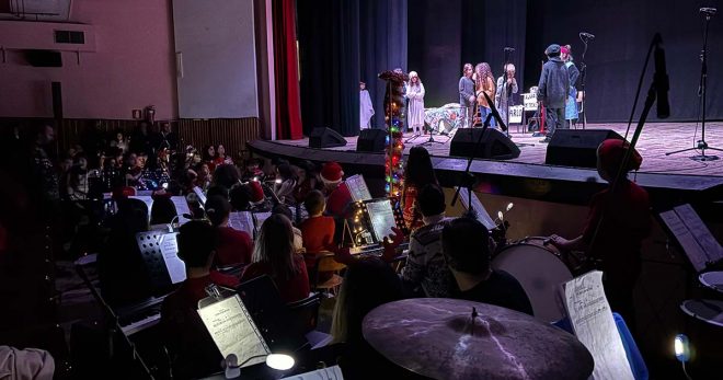 Isola del Liri: applausi scroscianti per il “Musical di Natale” dell’Istituto Comprensivo 1 Sora