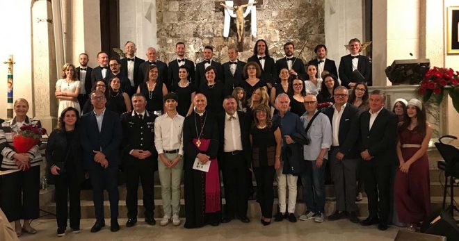 Sora: successo per il dramma sacro “Passione e Speranza”