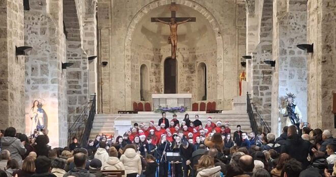 Sora, successo per il concerto di Natale dell’Istituto Comprensivo 2° Sora “Riccardo Gulia”