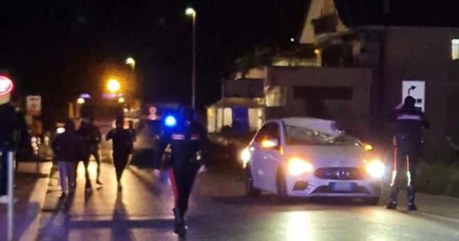 Sora: albero cade su automobile in viale San Domenico