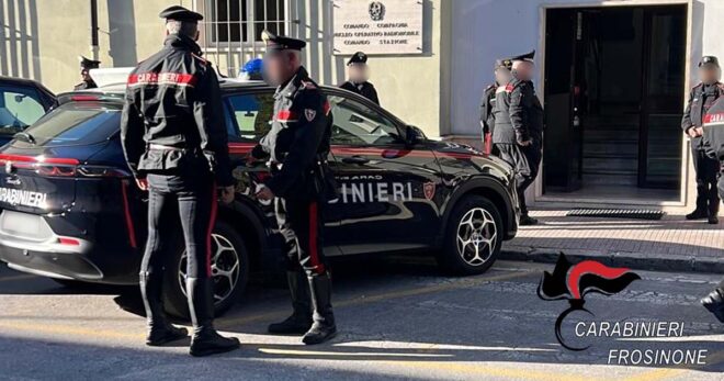 Sora, carabinieri: notificati 2 daspo willy e 14 fogli di via obbligatori