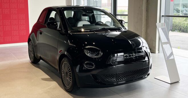 Fiat 500 Hybrid 1.0 FireFly: tua da 99 euro al mese fino al 26 giugno 2026