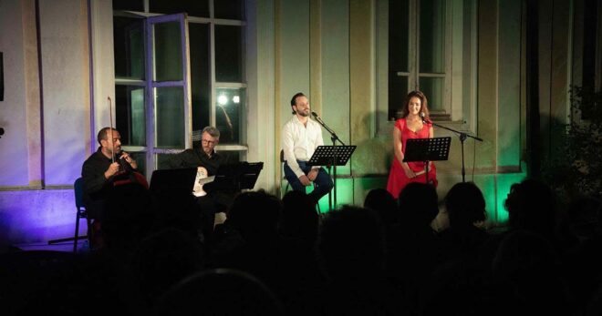 Sora, chiostro gremito per l’omaggio a Vittorio De Sica con Luca Mascolo e Ida Maurano, Gianluigi Pizzuti e Donato Cedrone