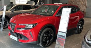 Alfa Romeo Junior Ibrida: 145 CV, tecnologia a 48 volt e prezzo da 27.950 euro