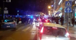 Coltelli e sangue in centro: Formia sotto shock per la morte di Romeo. Il messaggio dell’Arcivescovo