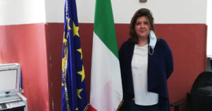 I “LIONS CLUB” di Sora-Isola del Liri regalano bandiere nuove all’Istituto Comprensivo Sora 2