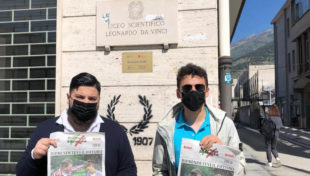 SORA – “CulturaIdentità”, flashmob davanti alle scuole. L’appello ai giovani: «Riprendetevi il futuro»