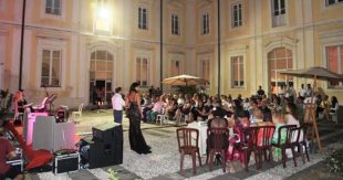 “Poetando in Rosa”: ultimi giorni per partecipare