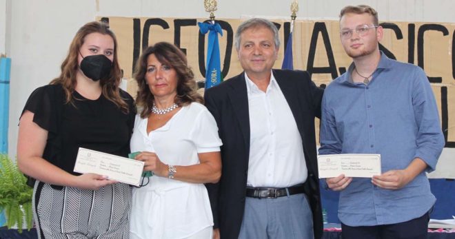 Diploma di maturità in memoria della cara Stella Tatangelo. Toccante cerimonia al “Classico” di Sora