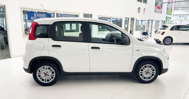 Fiat Panda km zero in pronta consegna per voi da Jolly Auto