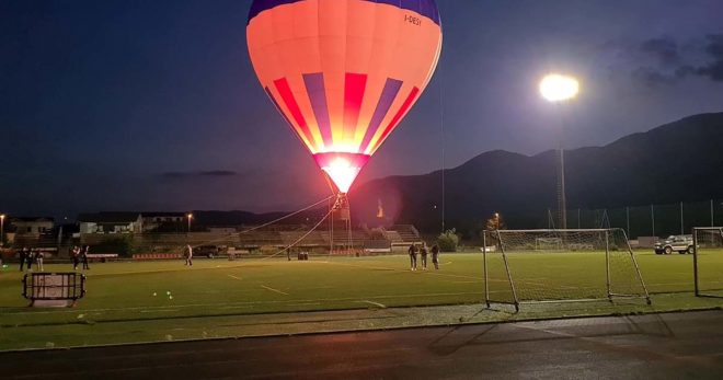 Sora Vola: buona la prima. Allo stadio “Panico” voli in mongolfiera, spettacoli di mimo e street art