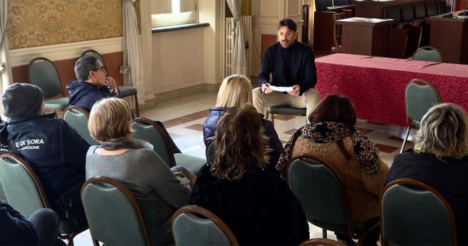 Il sindaco Luca Di Stefano incontra i dipendenti part-time del Comune di Sora