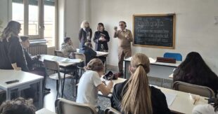Sora celebra la giornata nazionale della scrittura a mano nelle scuole