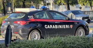 Arpino, stalking e diffamazione sui social contro esponenti delle forze dell’ordine: arrestato 37enne
